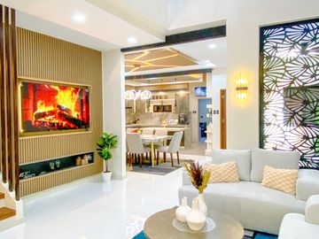FOR SALE: FURNISHED ELEGANT FINISH BRAND NEW HOUSE IN BF RESORT VILLAGE