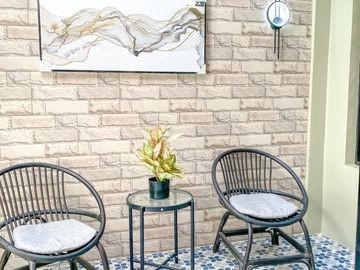 FOR SALE: FURNISHED ELEGANT FINISH BRAND NEW HOUSE IN BF RESORT VILLAGE