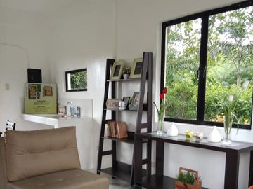 SINGLE ATTACHED NEAR KAPITOLYO TRECE MARTIRES