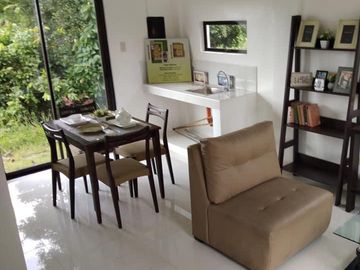 SINGLE ATTACHED NEAR KAPITOLYO TRECE MARTIRES