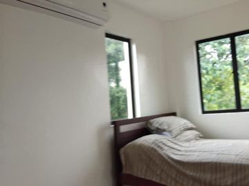 SINGLE ATTACHED NEAR KAPITOLYO TRECE MARTIRES