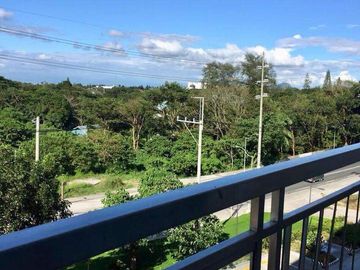 Smdc Cool Suites at Wind Residences Tagaytay 1 Bedroom with Balcony/Rent to Own