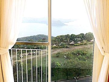Smdc Cool Suites at Wind Residences Tagaytay 1 Bedroom with Balcony/Rent to Own