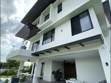 3- Storey Brand New Modern House in Westgrove Heights in Sta Rosa
