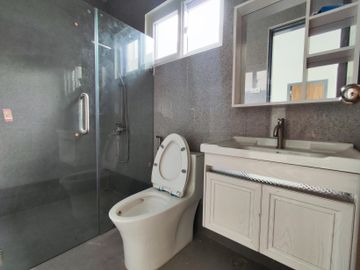 House And Lot For Sale In Greenwoods Village Pasig/Cainta-ND