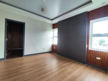 House And Lot For Sale In Greenwoods Village Pasig/Cainta-ND