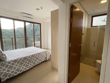Tagaytay Highlands 2 Bedroom Mountain View For Sale
