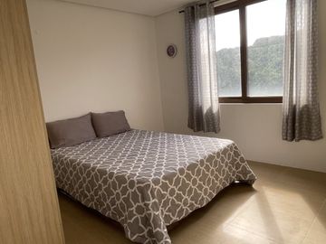 Tagaytay Highlands 2 Bedroom Mountain View For Sale