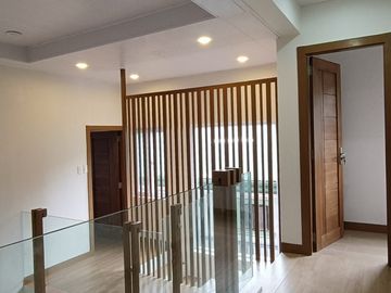 House And Lot For Sale In Greenwoods Village Pasig/Cainta-ND