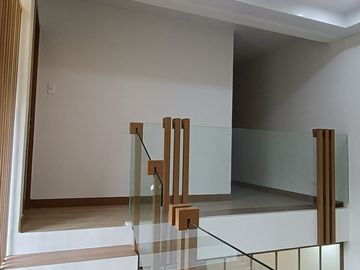 House And Lot For Sale In Greenwoods Village Pasig/Cainta-ND