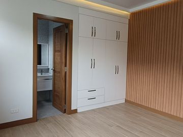 House And Lot For Sale In Greenwoods Village Pasig/Cainta-ND