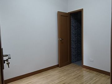 House And Lot For Sale In Greenwoods Village Pasig/Cainta-ND
