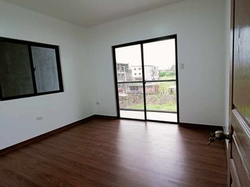 Three Storey House and Lot For Sale In Greenwoods Village Pasig/Cainta-ND