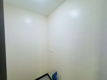 Captivating House & Lot for Sale in Sucat, Barangay San Isidro Parañaque City