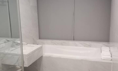Trump Tower 1 Bedroom Suite for Sale in Makati City I View of Century Mall