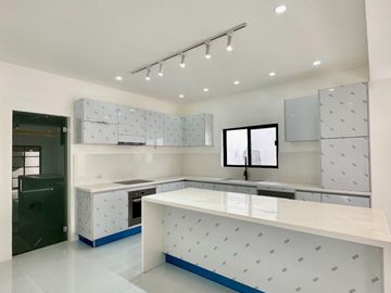 Brand New house and lot for sale In GREENWOODS VILLAGE PASIG/CAINTA-ND