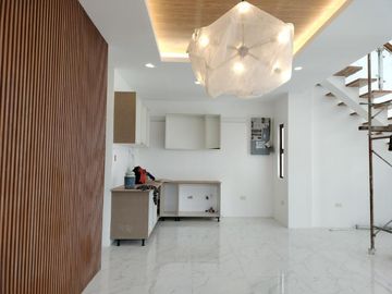 House And Lot For Sale In Greenwoods Executive Village Pasig/Taytay Rizal-ND