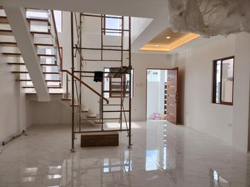 House And Lot For Sale In Greenwoods Executive Village Pasig/Taytay Rizal-ND