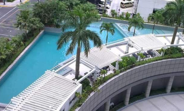 For Rent: 2 Bedroom Condo Unit at One McKinley Place in Fort Bonifacio, Taguig