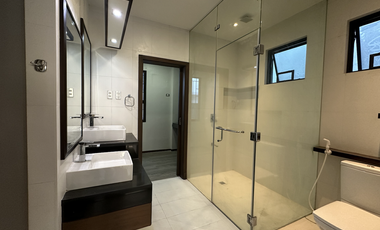 For Sale: Mahogany Place One 4BR House & Lot Acacia Estates (Direct Buyers Only)