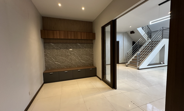 For Sale: Mahogany Place One 4BR House & Lot Acacia Estates (Direct Buyers Only)