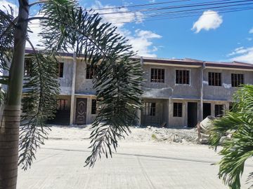 Promo 120K DP Only! Townhouse for sale w/ Parking in Imus, Cavite