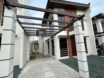 3 Bedrooms 2 Toilet & Bath Beacon House Stone Bridge Estates Carmona Cavite