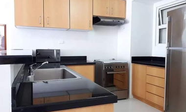 2BR Condo Unit with Parking for Rent in Elizabeth Place, Salcedo Village, Makati