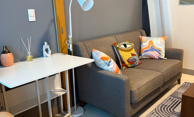 One (1) Bedroom corner Unit w/ WIFI in BGC open for Short-term lease
