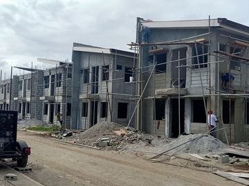 Stonebridge Estates House for sale in Carmona City very near Manila
