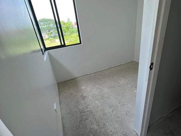 Granary Binan Townhouse For Sale in Binan Laguna