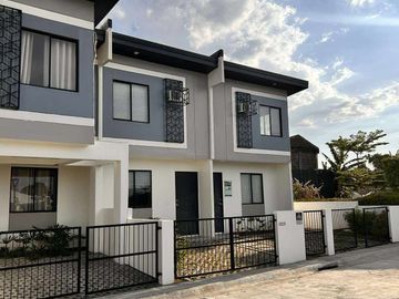 FOR SALE: Beautifully Designed Homes at PHirst Sights Bay Expansion