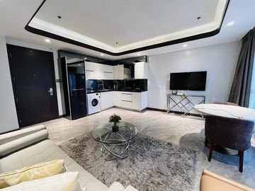For Sale 61sqm Elegant One Bedroom Fully Furnished One Euphoria Angeles City