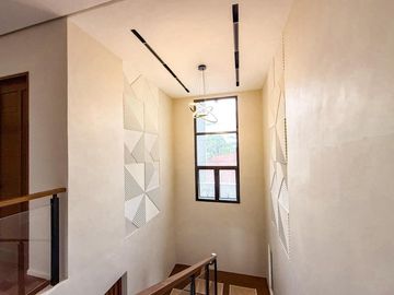 Newly Built Semi-Furnished Modern Single House and Lot For Sale in BF Resort Vil