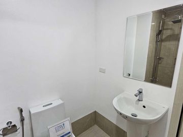 Tagaytay Affordable Condominium Property Cool Residences 1 bedroom Unit