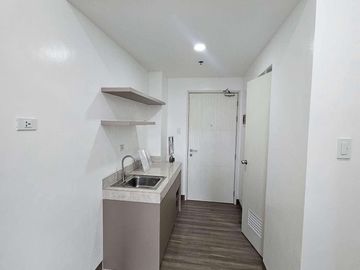 Tagaytay Affordable Condominium Property Cool Residences 1 bedroom Unit