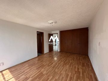 VENTA CASA EN CAMINO REAL ZAPOPAN
