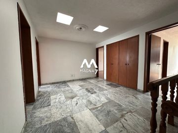 VENTA CASA EN CAMINO REAL ZAPOPAN