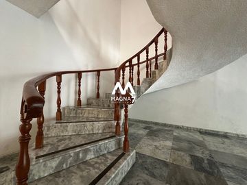 VENTA CASA EN CAMINO REAL ZAPOPAN