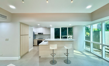 2BR Unit at Hidalgo Place, Rockwell|For Sale