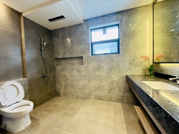 4Storey 4Bedrooms Modern Design Townhouse for Sale in San Juan City