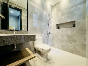 4Storey 4Bedrooms Modern Design Townhouse for Sale in San Juan City