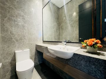 4Storey 4Bedrooms Modern Design Townhouse for Sale in San Juan City