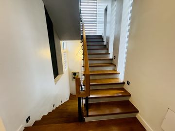 4Storey 4Bedrooms Modern Design Townhouse for Sale in San Juan City