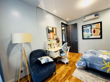 4Storey 4Bedrooms Modern Design Townhouse for Sale in San Juan City