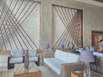 PENTHOUSE in Tagaytay with a SPECTACULAR view of TAAL