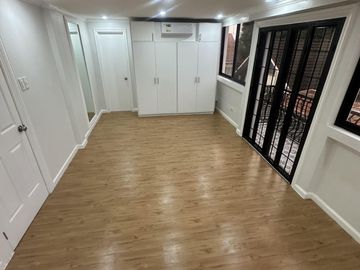 3-STOREY MODERN HOUSE IN SANTAROSA VILLAGE 1