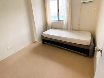 Pre-owned 2-BR Loft-type Penthouse Condominium Unit For Sale
