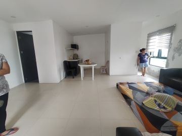 metrogate Dasmarinas estate 3-storey house