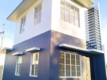 FOR SALE Bare type Duplex house at Manna East Teresa Rizal with Amenities